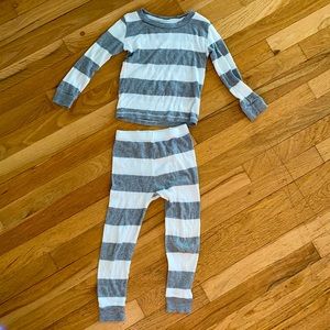 Burts Bees Todder 2 piece Pajamas size 3T